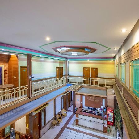 Hotel Sahabat 2 Джакарта Екстериор снимка