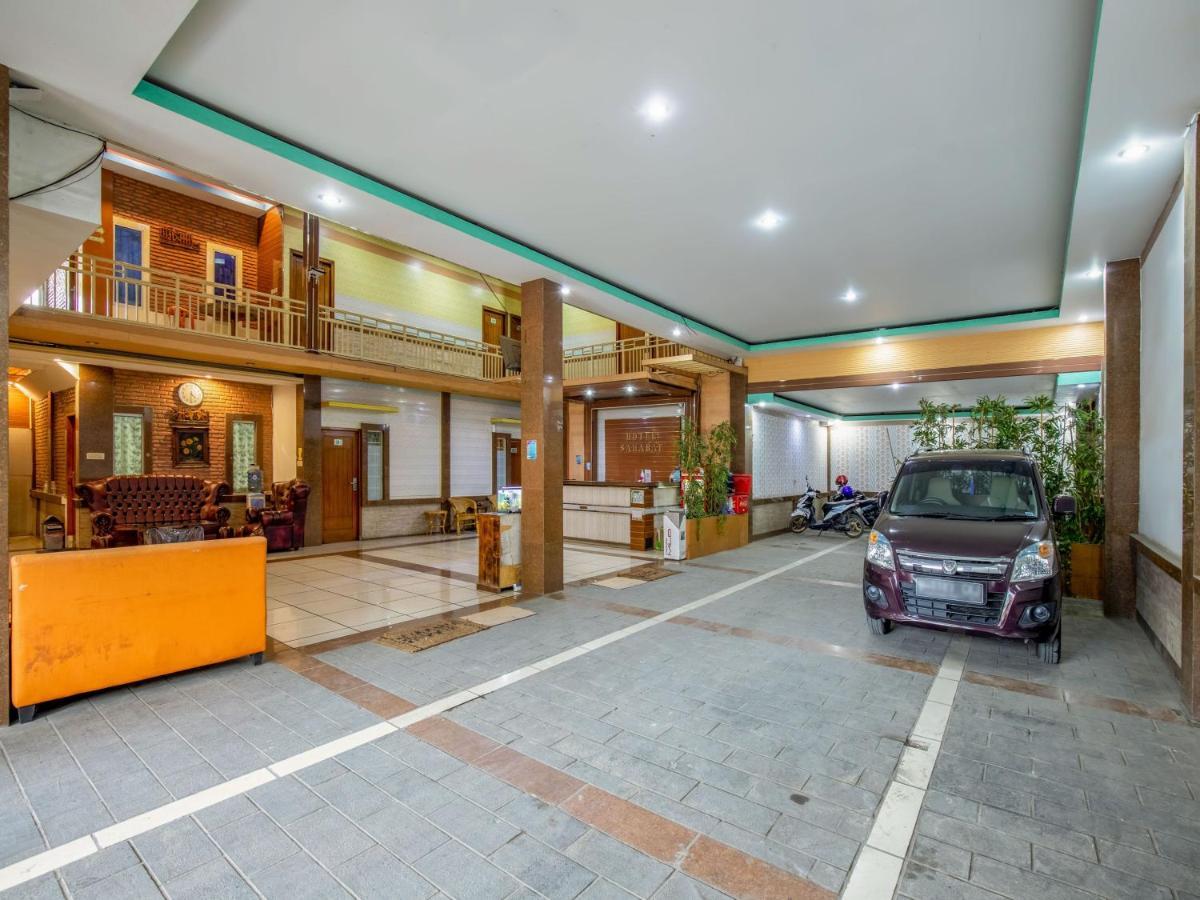 Hotel Sahabat 2 Джакарта Екстериор снимка